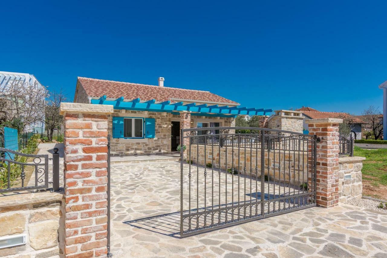Villa Delozija Sukošan 外观 照片