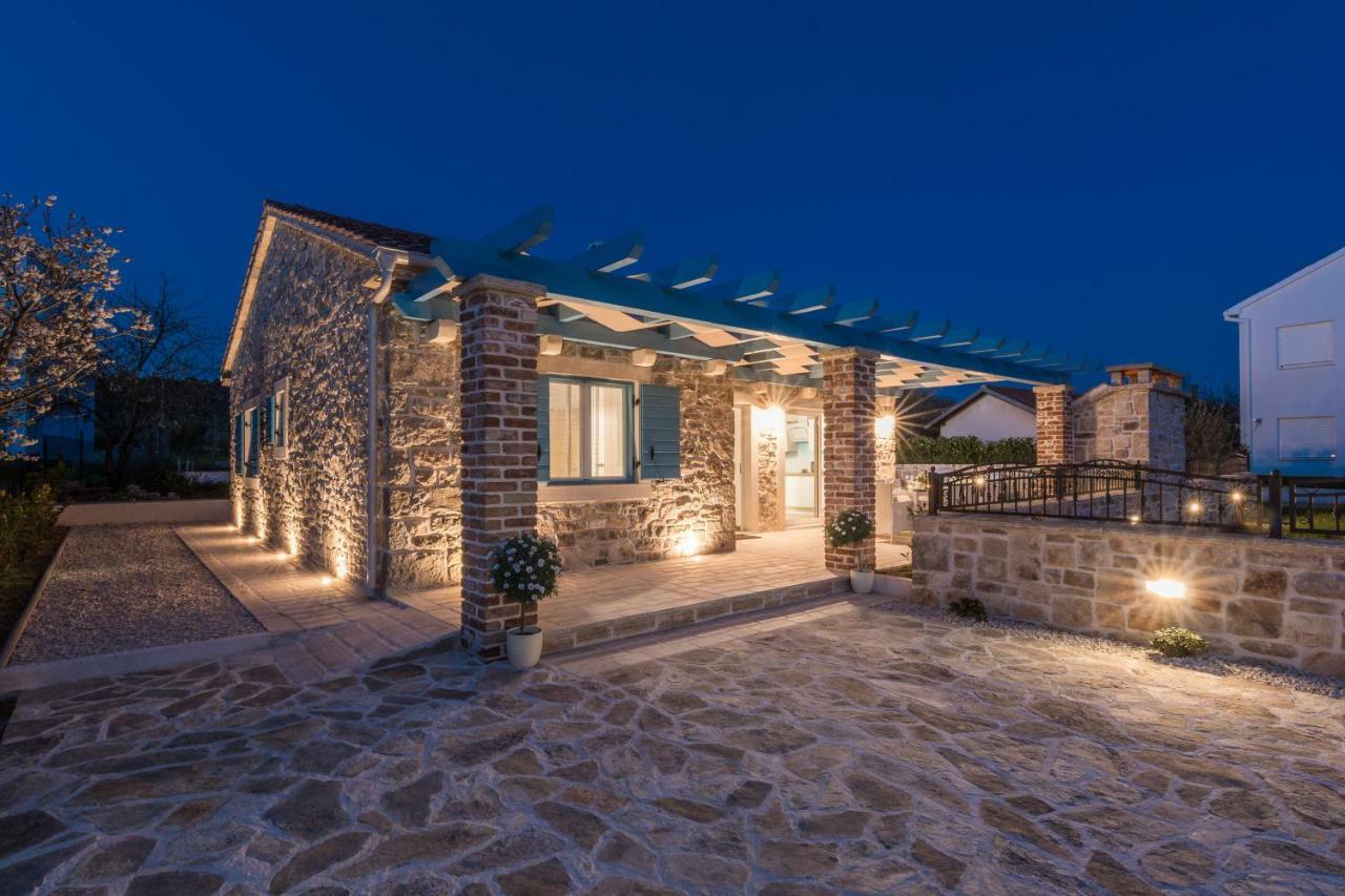Villa Delozija Sukošan 外观 照片